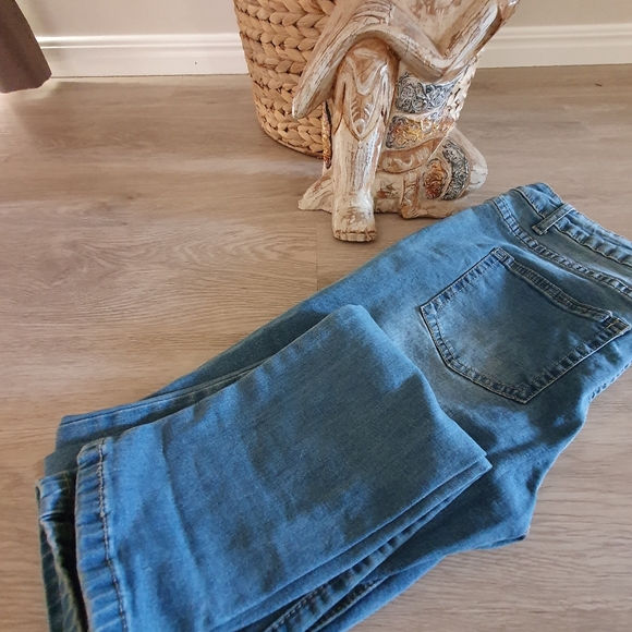 Jeans faded blue straight leg - Picture 2 of 5
